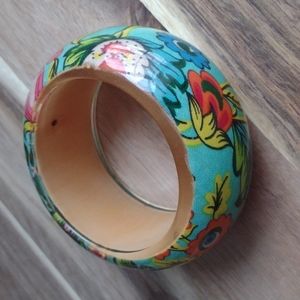 Floral Black Metal Bracelet Bangle